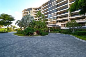 535 SANCTUARY DRIVE, LONGBOAT KEY, FL 34228 Sold 01/15/25