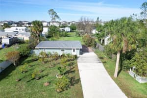 607 2ND AVENUE, RUSKIN, FL 33570 Sold 02/19/25