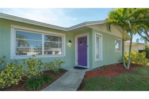 6725 ROXBURY DRIVE, SARASOTA, FL 34231 Sold 05/01/25