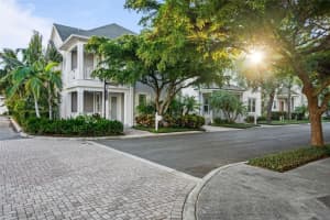 1756 STAPLETON STREET, SARASOTA, FL 34239 Sold 02/14/25