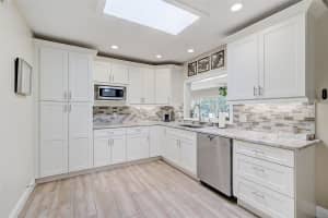 419 CLARK DRIVE, HOLMES BEACH, FL 34217 Sold 02/18/25