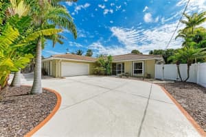 505 72ND STREET, HOLMES BEACH, FL 34217 Sold 02/14/25