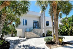 145 WASHINGTON DRIVE, SARASOTA, FL 34236 Sold 04/10/25