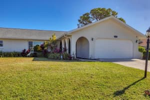 1107 60TH STREET, BRADENTON, FL 34209 Sold 02/24/25