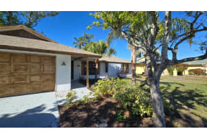 4332 PASADENA CIRCLE, SARASOTA, FL 34233 Sold 03/28/25