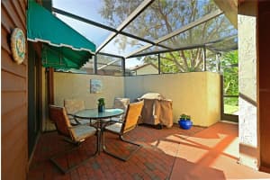 2915 OAK LANE, BRADENTON, FL 34209 Sold 04/03/25