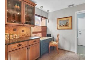 4002 WILSHIRE CIRCLE, SARASOTA, FL 34238 Sold 07/02/25