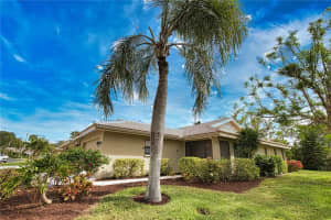 7171 Wood Creek Dr #5, SARASOTA