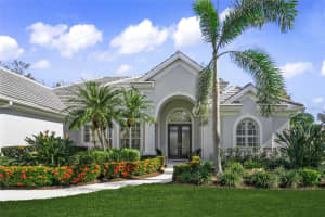 7905 ROYAL QUEENSLAND WAY, LAKEWOOD RANCH, FL 34202 Sold 02/26/25