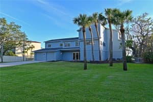 3804 BAYSIDE DRIVE, BRADENTON, FL 34210 - MLS#MFRA4630870