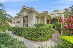 6219 SKYWARD COURT, BRADENTON, FL 34203 Sold 03/21/25