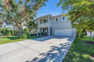 2586 PROSPECT STREET, SARASOTA, FL 34239 - MLS#MFRA4630922