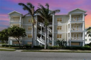 7840 34th Ave W #103, BRADENTON