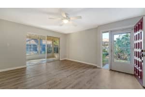 754 JEFFERSON AVENUE, SARASOTA, FL 34237 Sold 01/28/25