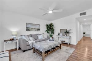 1300 46TH ST S, SAINT PETERSBURG, FL 33711 Sold 01/10/25