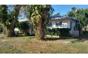 3829 NOTTINGHAM DRIVE, SARASOTA, FL 34235 Sold 01/27/25