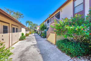 5761 AVISTA DRIVE, SARASOTA, FL 34243 - MLS#MFRA4631074