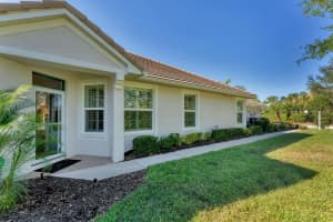 7074 WOODMORE TERRACE, LAKEWOOD RANCH, FL 34202 Sold 03/18/25