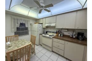 2609 WOODGATE LANE, SARASOTA, FL 34231 - MLS#MFRA4631145