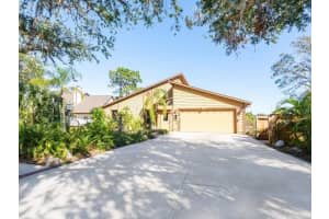 3888 SHADY BROOK LANE, SARASOTA, FL 34243 Sold 08/25/25
