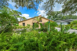 3888 SHADY BROOK LANE, SARASOTA, FL 34243 Sold 08/25/25