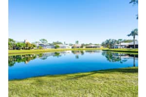 3888 SHADY BROOK LANE, SARASOTA, FL 34243 Sold 08/25/25