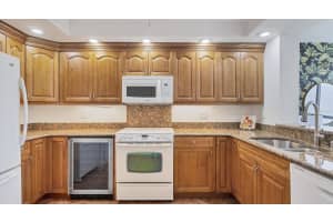 3530 RICHWOOD #46, SARASOTA, FL 34235 Sold 03/17/25