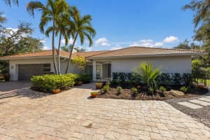 4884 PEREGRINE POINT CIRCLE, SARASOTA, FL 34231 Sold 02/28/25