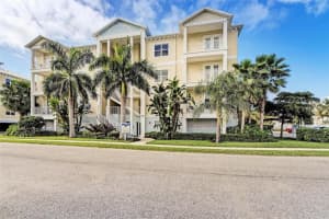 7830 34th Ave W #102, BRADENTON