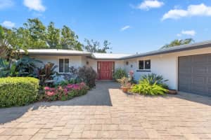 324 BERNARD AVENUE, SARASOTA, FL 34243 Sold 05/20/25