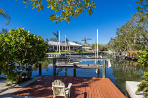 4820 HIGEL AVENUE, SARASOTA, FL 34242 Sold 02/14/25