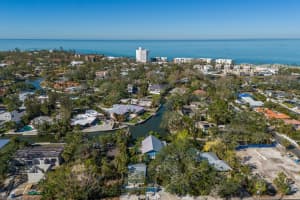 4820 HIGEL AVENUE, SARASOTA, FL 34242 Sold 02/14/25