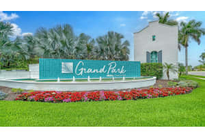 10142 CRYSTAL ISLES CIRCLE, SARASOTA, FL 34241 Sold 08/21/25