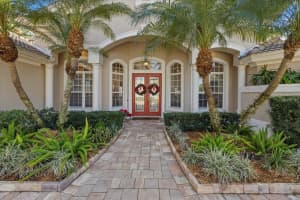 6922 LANGLEY PLACE, UNIVERSITY PARK, FL 34201 Sold 03/31/25