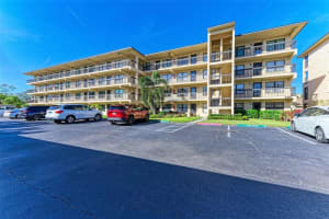 635 30TH AVENUE, BRADENTON, FL 34205 Sold 01/10/25