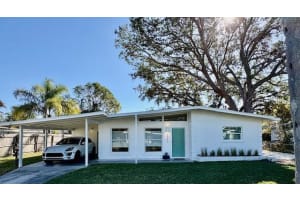 2946 BAY STREET, SARASOTA, FL 34237 Sold 02/28/25