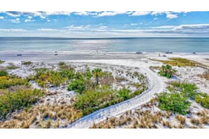 420 BEACH ROAD, SARASOTA, FL 34242 - MLS#MFRA4631493