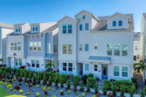 2320 LINDSTROM STREET, SARASOTA, FL 34237 Sold 04/29/25