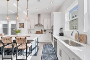 2320 LINDSTROM STREET, SARASOTA, FL 34237 Sold 04/29/25