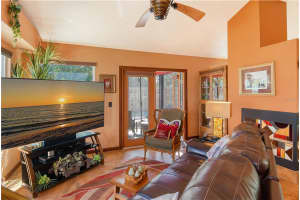 7806 ONTARIO STREET CIRCLE, SARASOTA, FL 34243 Sold 09/15/25