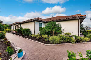 6226 PLATEAU COURT, BRADENTON, FL 34203 Sold 02/27/25