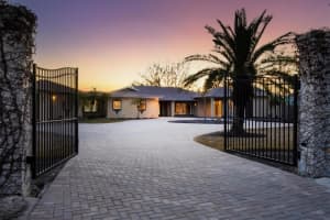 7618 MIDNIGHT PASS ROAD, SARASOTA, FL 34242 Sold 08/18/25
