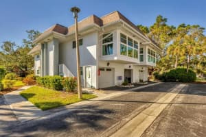575 SUTTON PLACE, LONGBOAT KEY, FL 34228 Sold 02/28/25