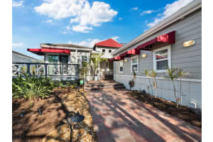 3455 WINDING OAKS DRIVE, LONGBOAT KEY, FL 34228 Sold 02/20/25