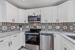 5025 BELL MEADE DRIVE, SARASOTA, FL 34232 Sold 01/08/25