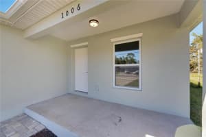 1006 HAGLE PARK ROAD, BRADENTON, FL 34212 Sold 05/01/25