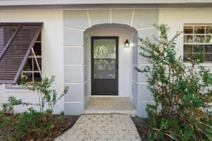 608 JEFFERSON AVENUE, SARASOTA, FL 34237 Sold 08/29/25