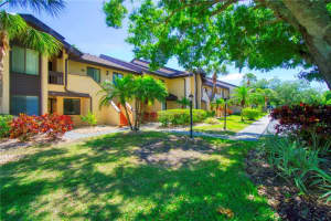 6191 TIMBER LAKE DRIVE, SARASOTA, FL 34243 Sold 06/04/25