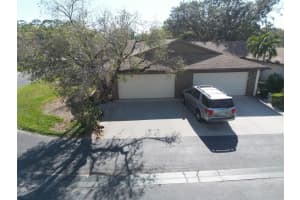 536 OAK HILL CIRCLE, SARASOTA, FL 34232 Sold 01/15/25