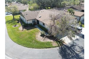 536 OAK HILL CIRCLE, SARASOTA, FL 34232 Sold 01/15/25